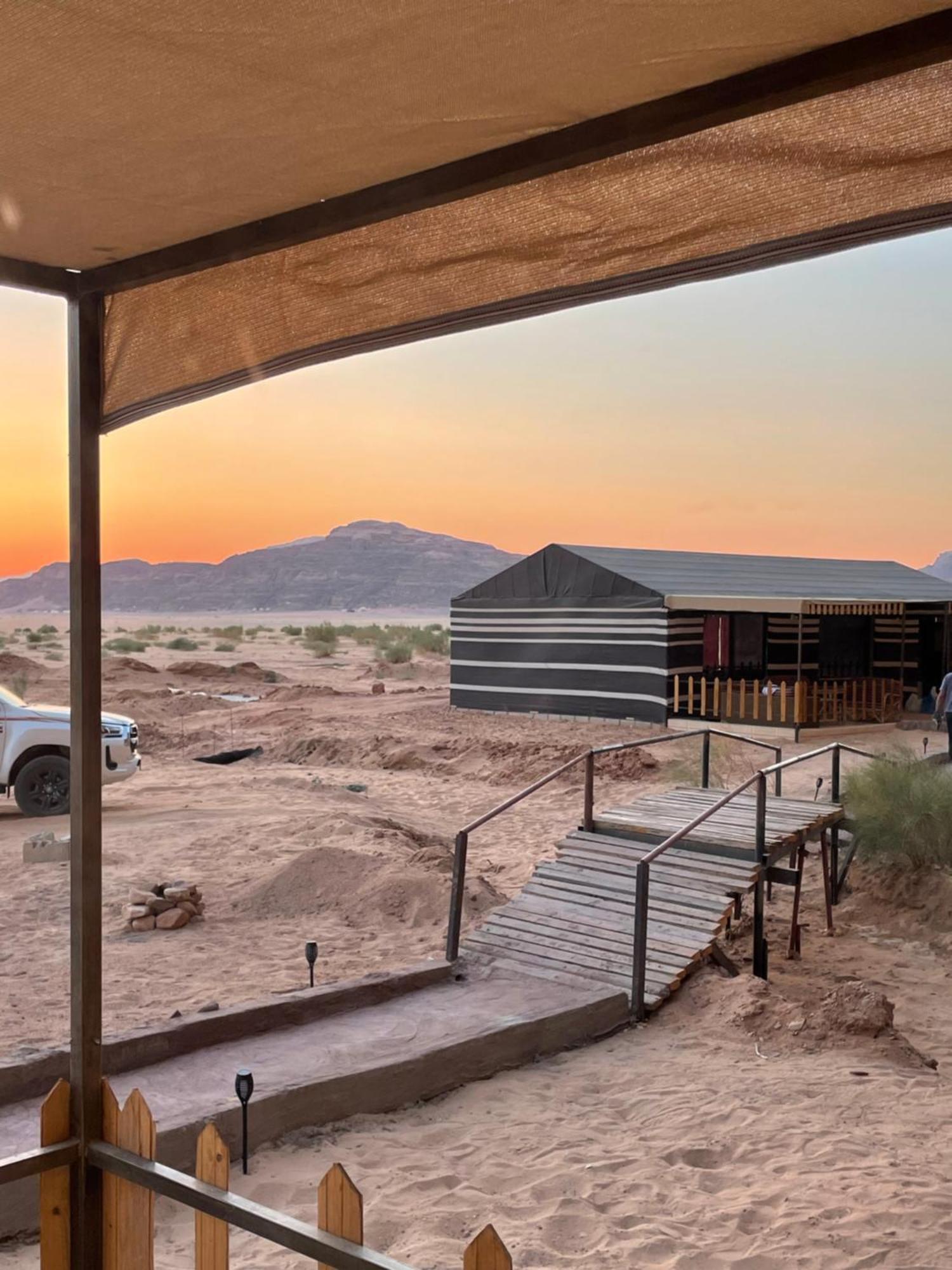 Hotel Zawaideh Desert Camp Wadi Rum Exteriér fotografie